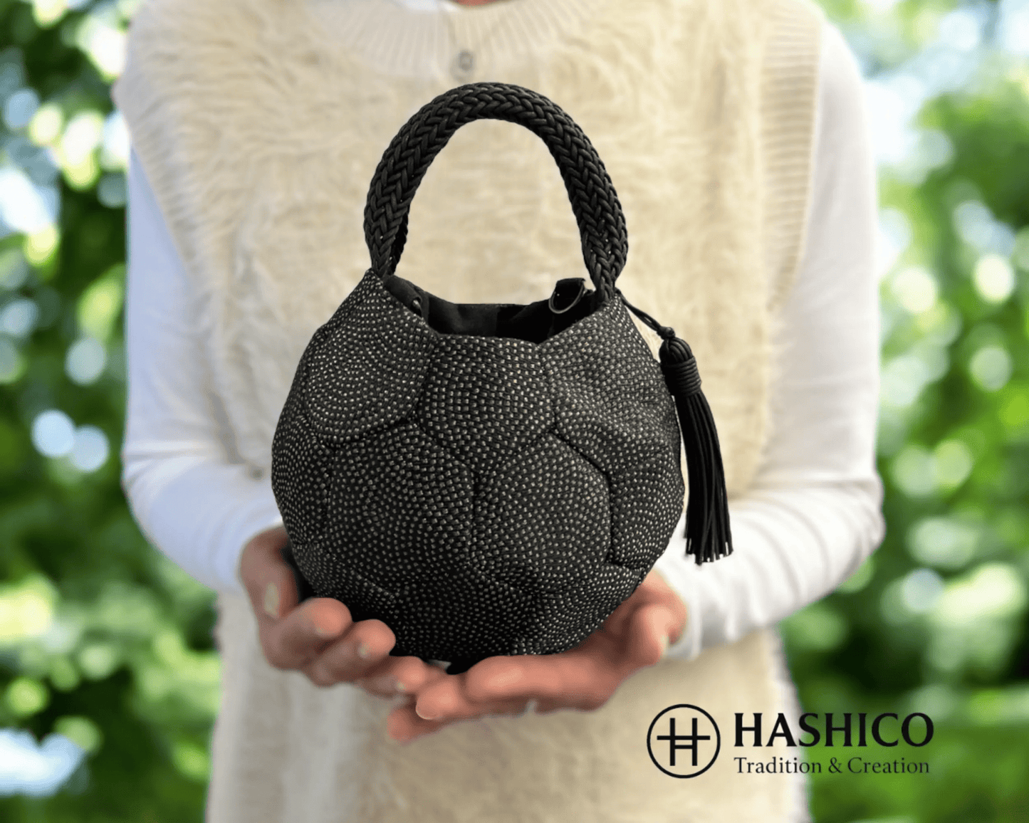 鞠華 − Marica Black - HASHICO